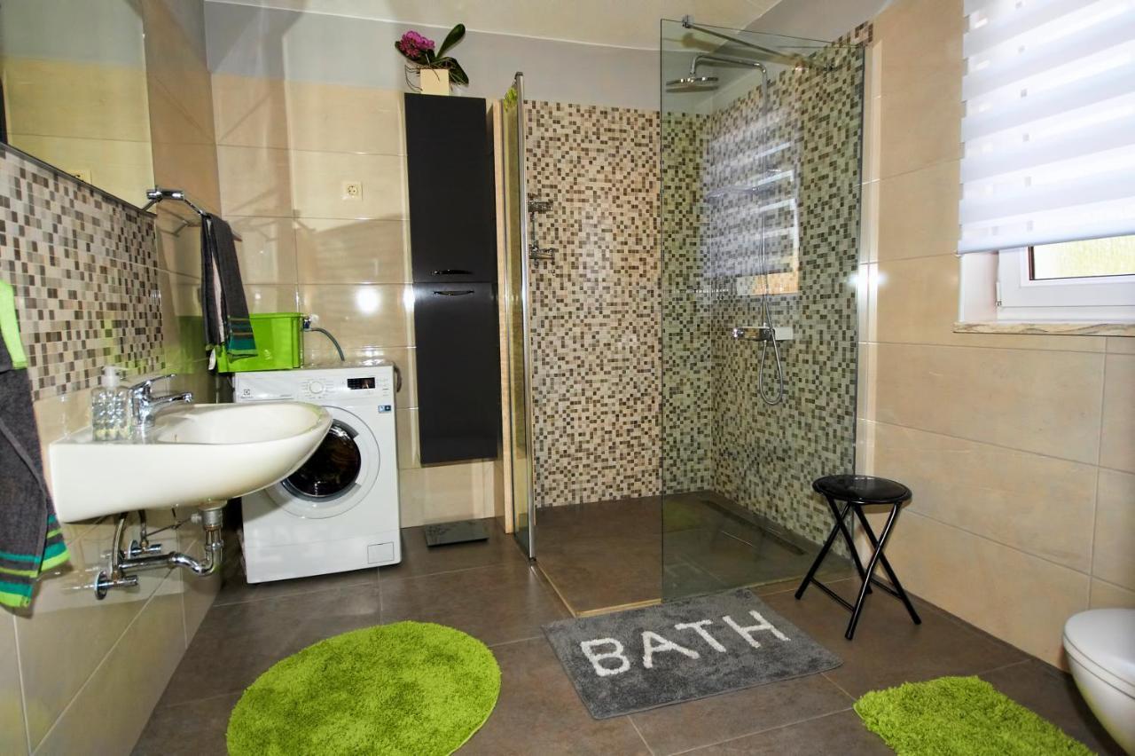 Green House Apartment Pula Exteriér fotografie